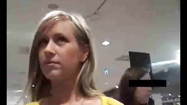Pornografia gratuita sem registo  A rapariga ruiva faz muito bem videos pornos angolanos ao tipo.