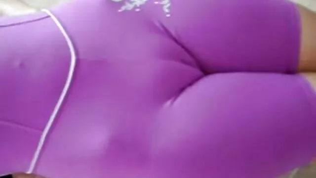 Pornografia gratuita sem registo  Belíssima vídeo pornô nacional carícia.