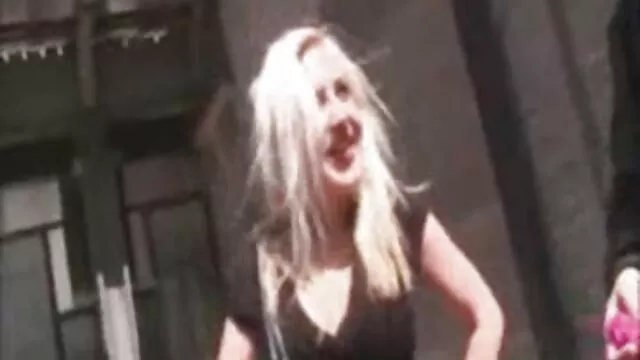 Pornografia gratuita sem registo  Quatro ninfas trocam seus buracos quero ver vídeo pornô de sexo