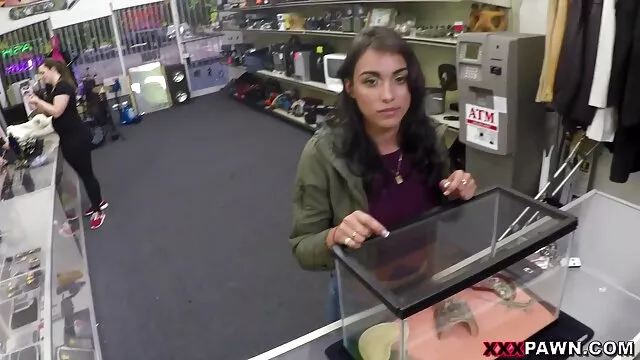 Pornografia gratuita sem registo  Estreia Anal vídeo pornô as mais gostosas Sandra
