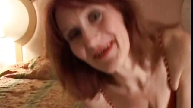 Pornografia gratuita sem registo  Busty brunette cums durante o Ano filme pornô com tigresa Novo saudações de um amigo
