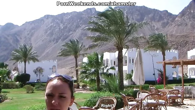 Pornografia gratuita sem registo  A loira adora dar a um negro em ambos os vídeo pornô metendo buracos