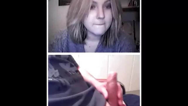 Pornografia gratuita sem registo  Sexo Anal é duro com um tipo vídeo de sexo pornô doido a torcer pela loira