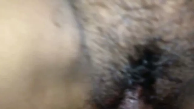 Pornografia gratuita sem registo  As raparigas contratam vídeo pornô pesado um macho duro