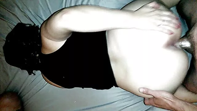 Pornografia gratuita sem registo  A ruiva e a morena fodem pesquisar vídeo de pornô com um tipo