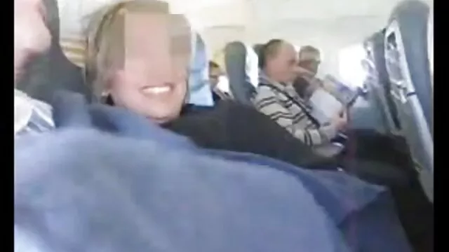 Pornografia gratuita sem registo  Uma mulher idosa era a video sexo ao vivo atleta esmagar soldado