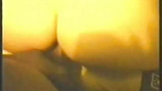 Pornografia gratuita sem registo  A minha mulher é muito quero assistir um vídeo de pornô excitada e sedutora.